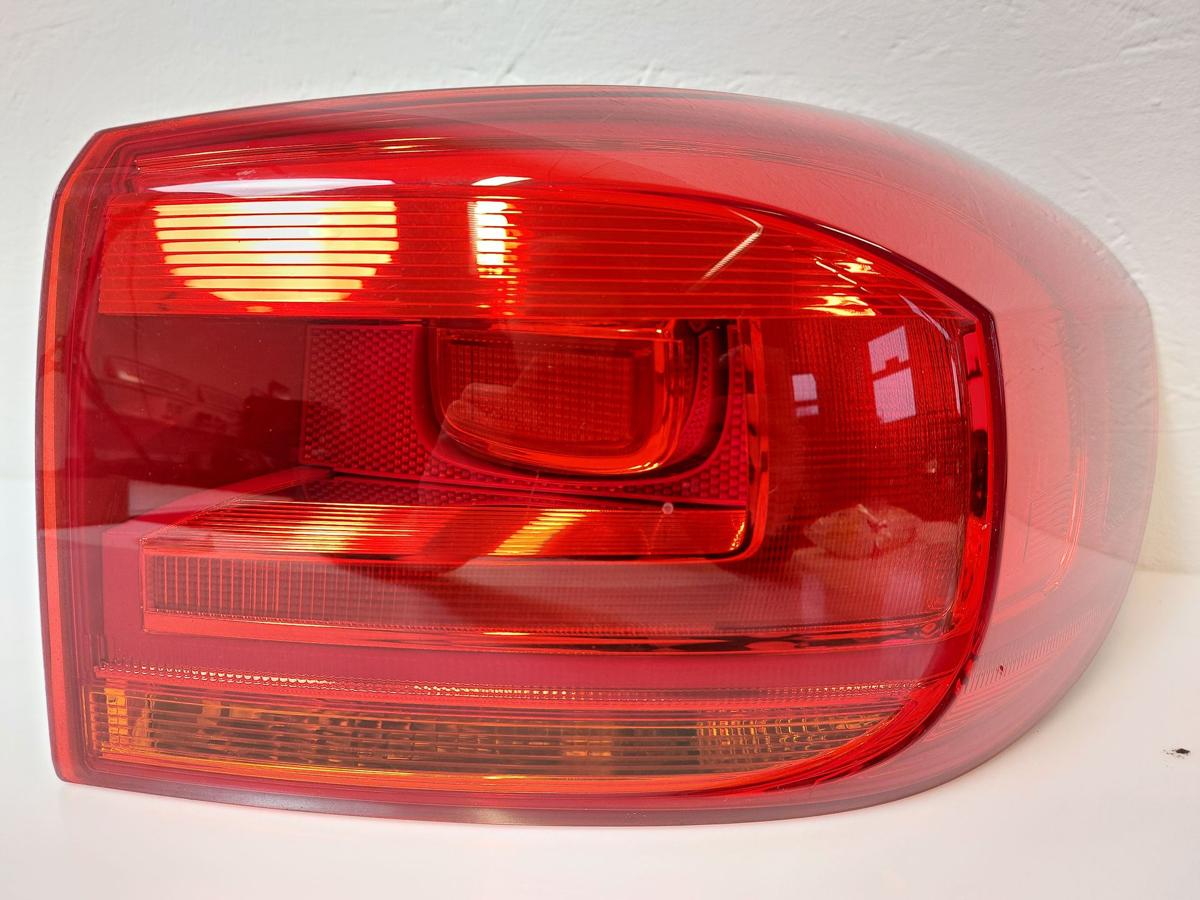 VW Tiguan 5N ab 2011 R&uuml;ckleuchte rechts au&szlig;en Ecke R&uuml;cklicht Facelift kein LED