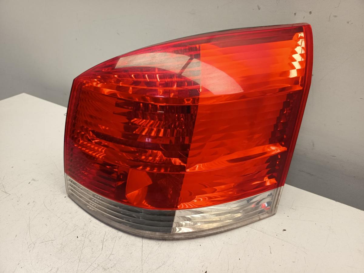 Opel Signum original R&uuml;ckleuchte rechts Heck Schlusslicht Bj 2007