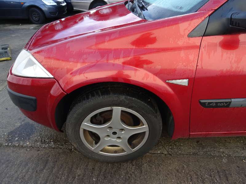 Renault Megane 2 Kotflügel links vorn BJ2004