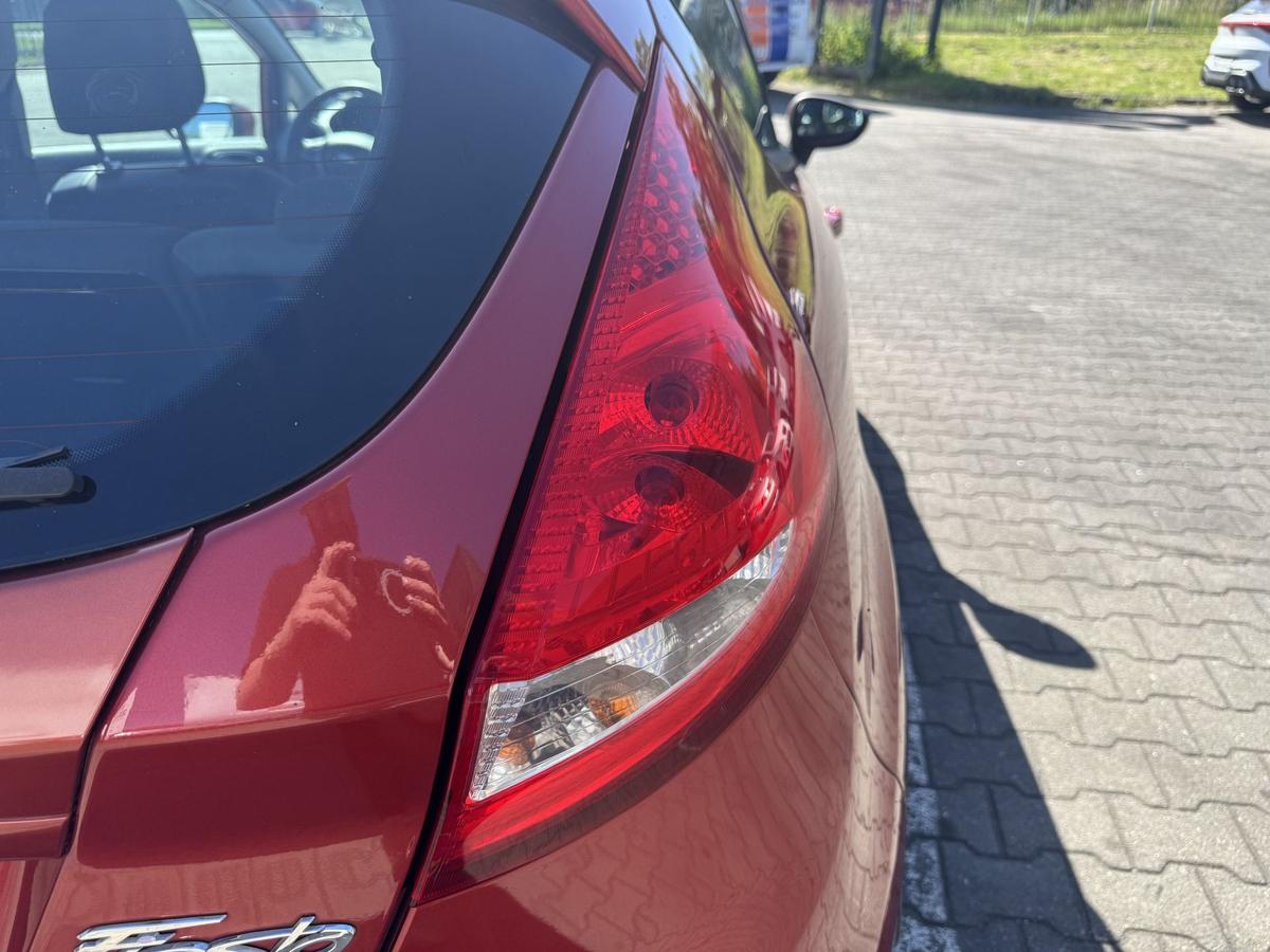 Ford Fiesta JA8 original R&uuml;cklicht R&uuml;ckleuchte Schlussleuchte rechts Bj.2010