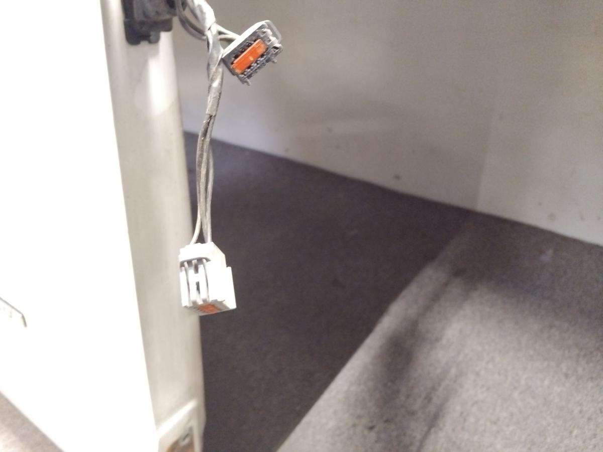 Ford Transit 6 TT9 Heckfl&uuml;gelt&uuml;r Heckt&uuml;r links Bus Mittelhochdach BJ2013 weiss