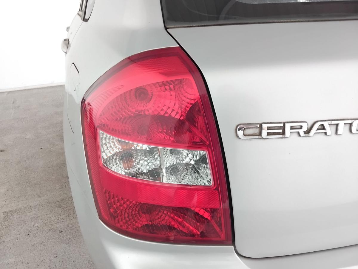 Kia Cerato FE original R&uuml;ckleuchte Heckleuchte links 5-t&uuml;rig Steilheck BJ2008