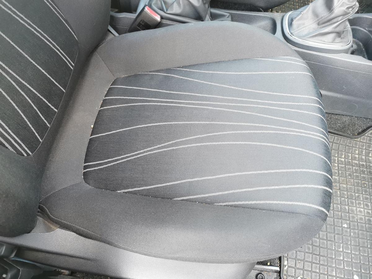 Opel Corsa D Beifahrersitz Sitz Autositz vorn rechts 5 Türer Stoff Opel Corsa D Beifahrersitz Sitz Autositz vorn rechts 5 Türer Stoff