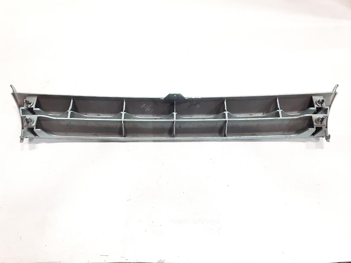 Toyota Previa 1 original Grill Kühlergrill hellgrünmetallic BJ1994