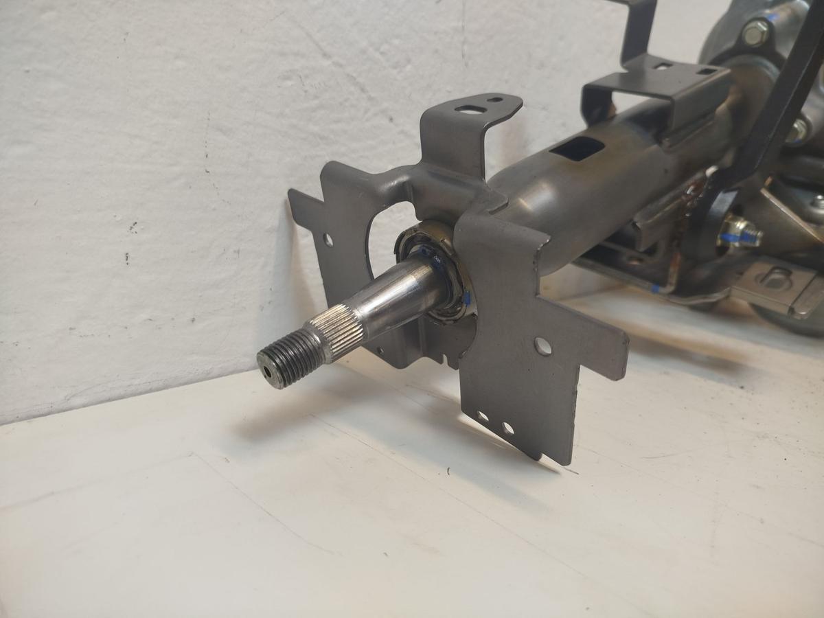 Nissan Leaf ZE1 40kWh Lenks&auml;ule Lenkung mit Motor f&uuml;r elektrische Servolenkung