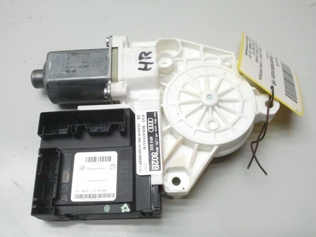 Audi A3 8P BJ2005 Fensterhebermotor Tür hinten rechts 8P4959802B