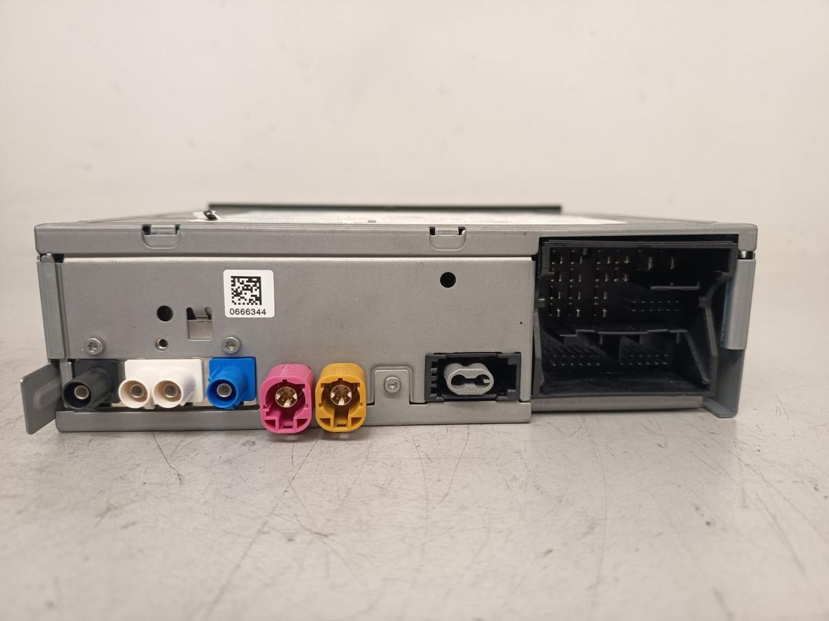 Skoda Fabia III NJ original Steuerger&auml;t Infotainment Navi Amundsen 5Q0035874A