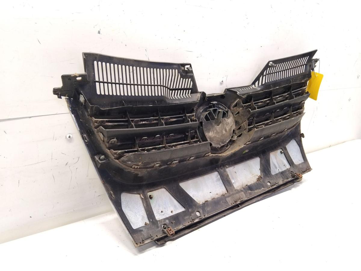 VW Golf 5 Variant Kombi original K&uuml;hlergrill mit Emblem Bj.2009