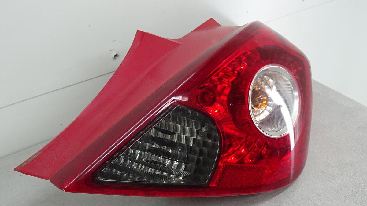 Opel Corsa D Rückleuchte Rücklicht rechts Bj2009 13186351 89038961 3 Türig