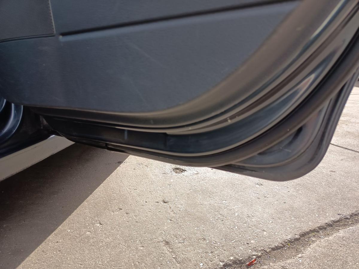 VW Polo 9N3 original T&uuml;r hinten rechts Fond 5t&uuml;rer C7V Anthrazitblau Bj 2007