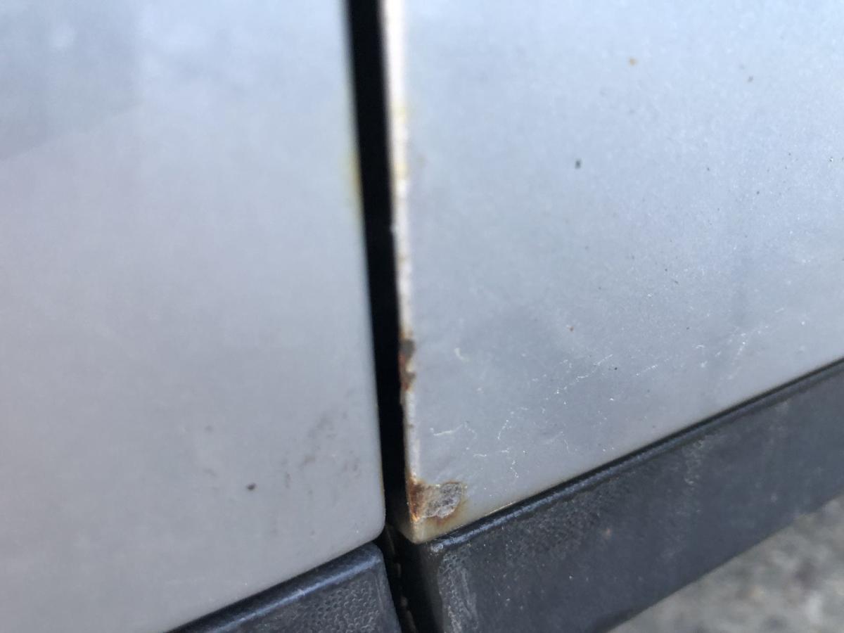 VW Passat 3C B6 T&uuml;r vorn links Fahrert&uuml;r im Rohbau LA7W Reflexsilber Metallic