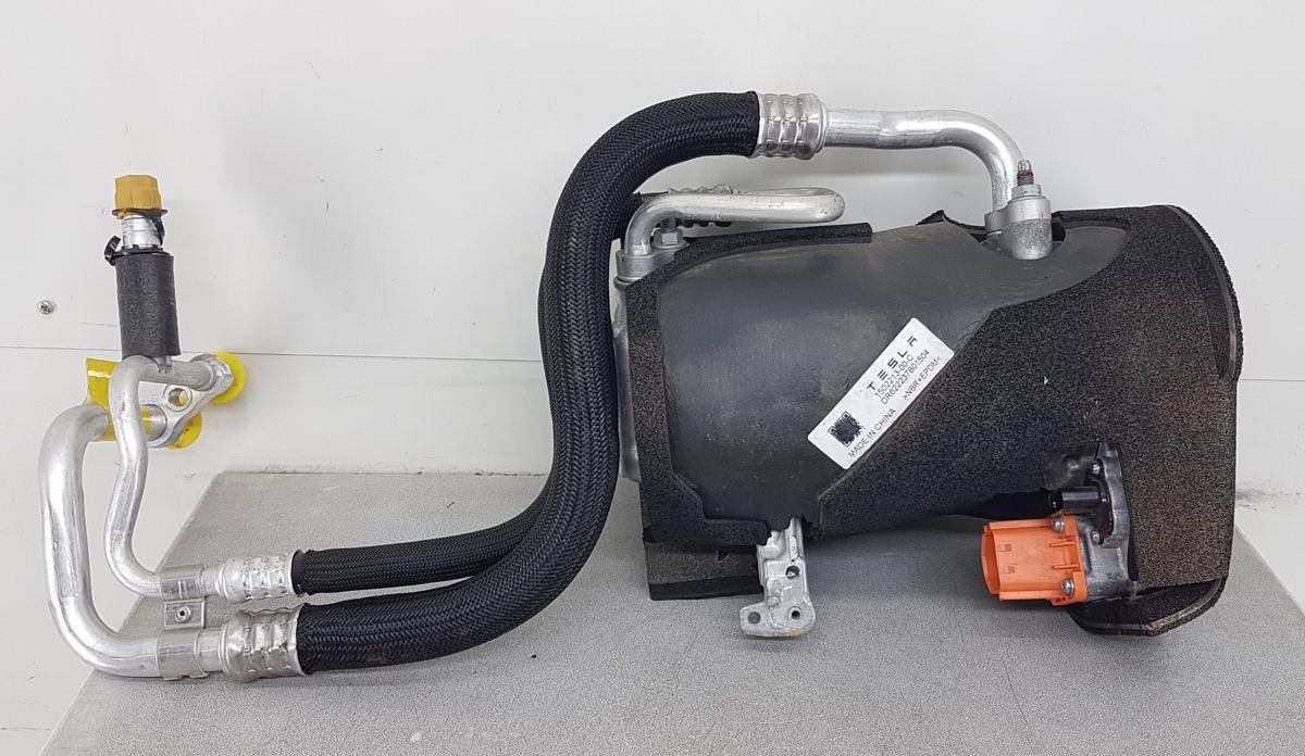 Tesla Model Y Klimakompressor Bj2022 1502213-00-C R1234yf