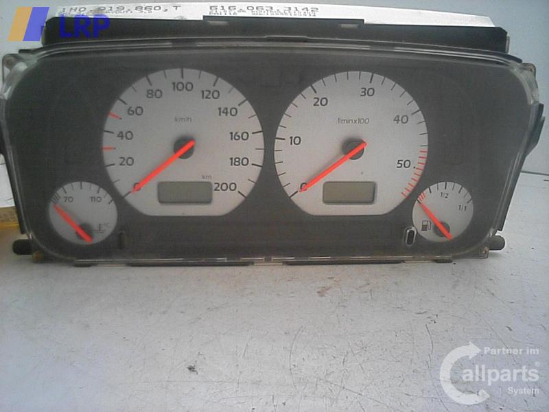 VW Golf III Bj.1995 Kombiinstrument 1H0919860T Motometer 6160633142