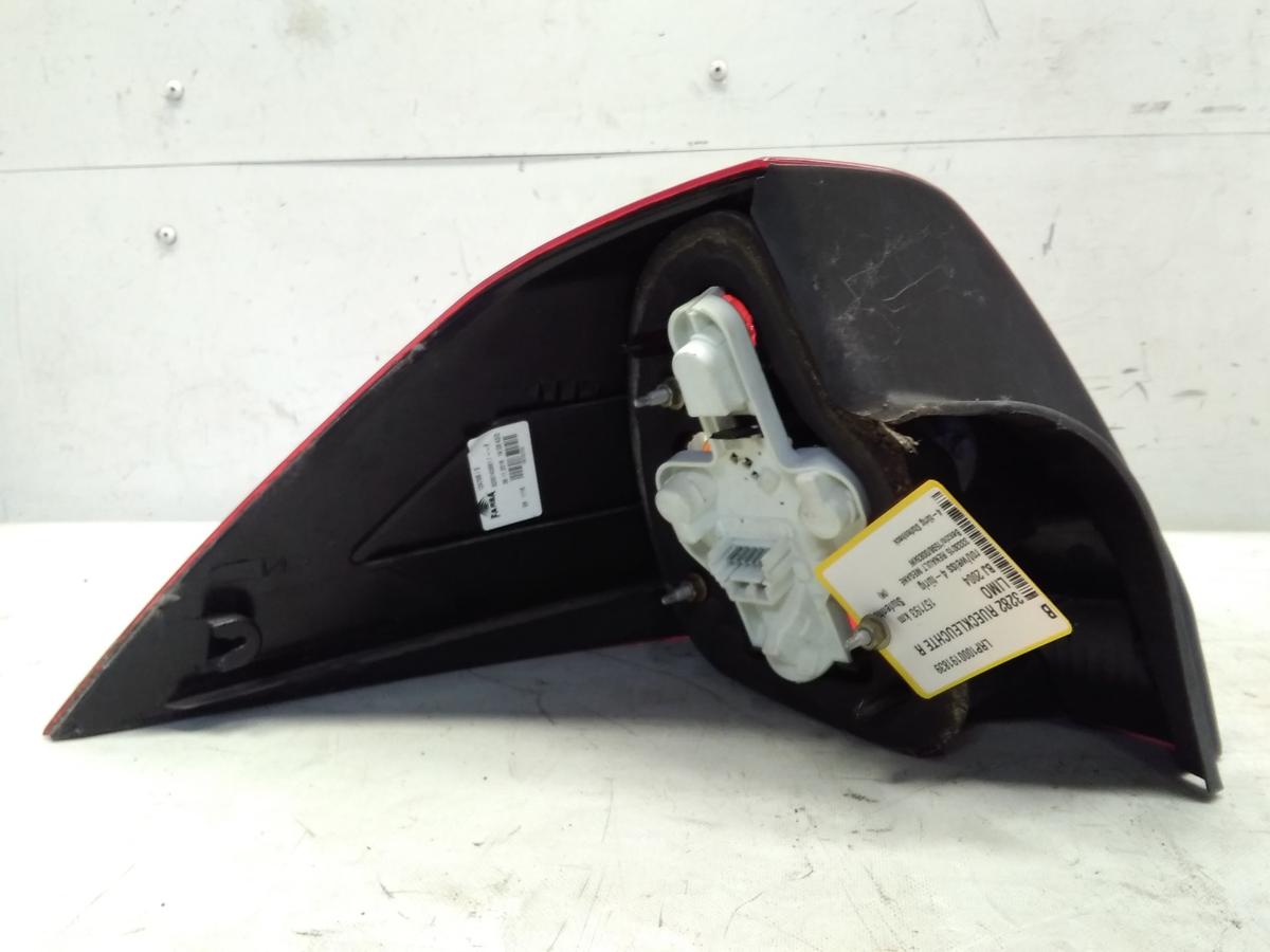 Renault Megane 2 Limousine orig. R&uuml;ckleuchte Schlussleuchte rechts 4t&uuml;rig BJ2004