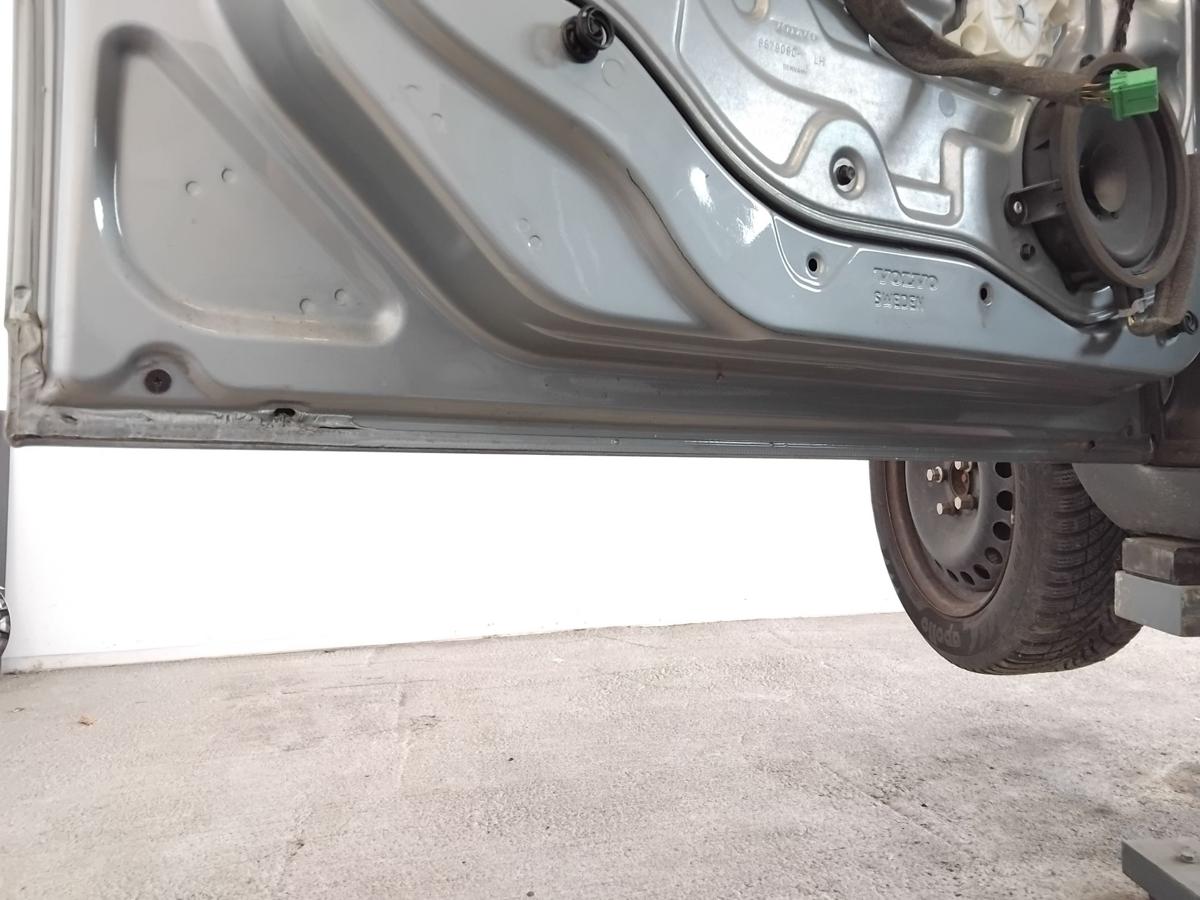 Volvo V50 S40 II T&uuml;r vorn links Fahrert&uuml;r 477 Electric Silber Metallic BJ2007