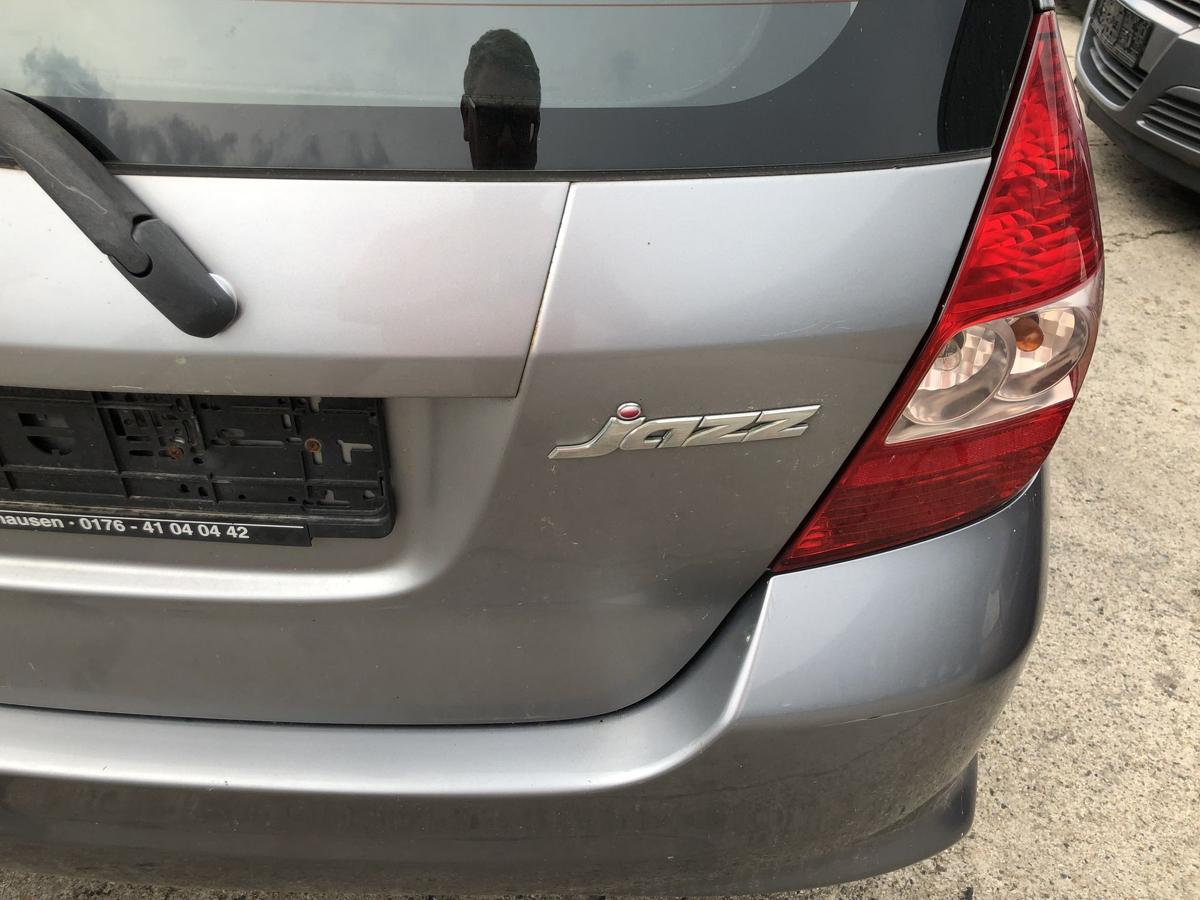 Honda Jazz Typ GD Heckklappe Heckscheibe Kofferklappe Heckdeckel NH642M grau