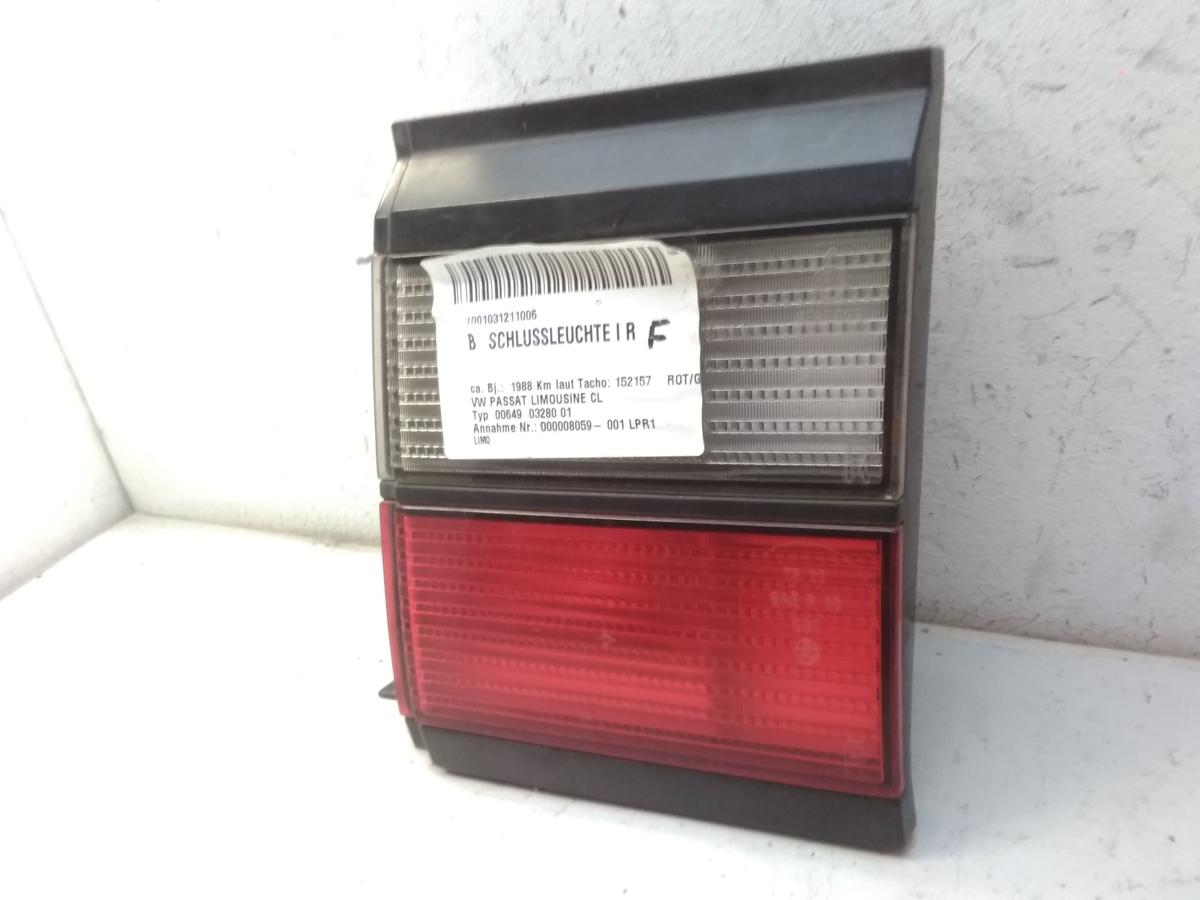 VW Passat B3 original R&uuml;ckleuchte Heckleuchte rechts innen BJ1988