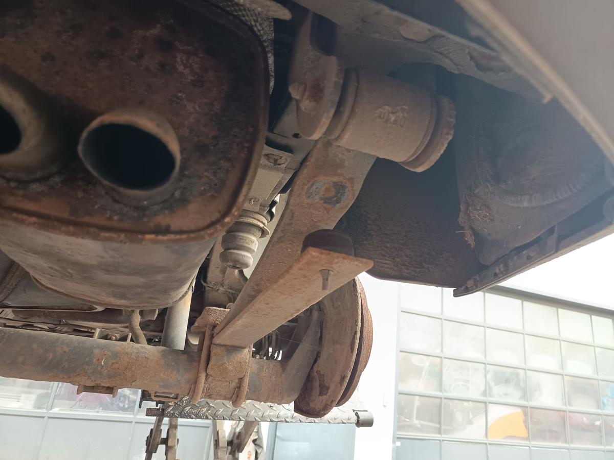 VW Caddy 2K Life Bj 2010 orig Hinterachse/Hinterachsträger 1,9L 77KW Diesel VW Caddy 2K Life Bj 2010 orig Hinterachse/Hinterachsträger 1,9L 77KW Diesel