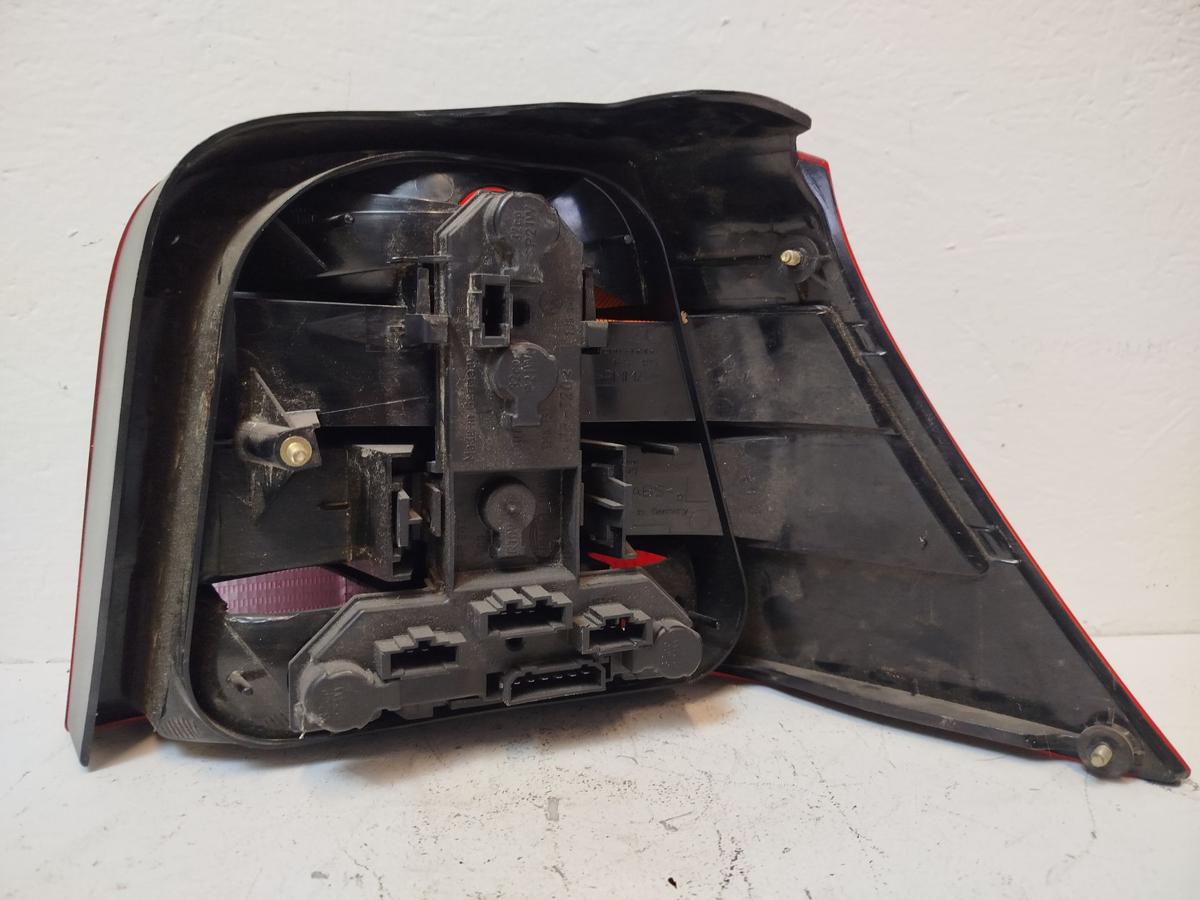 VW Golf 4 1J Rückleuchte links Rücklicht Heckleuchte rot schwarz getönt