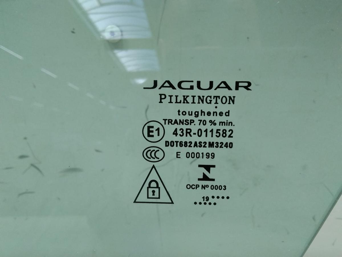 Jaguar XE X760 Türscheibe vorn links grüncolor Bj.2020
