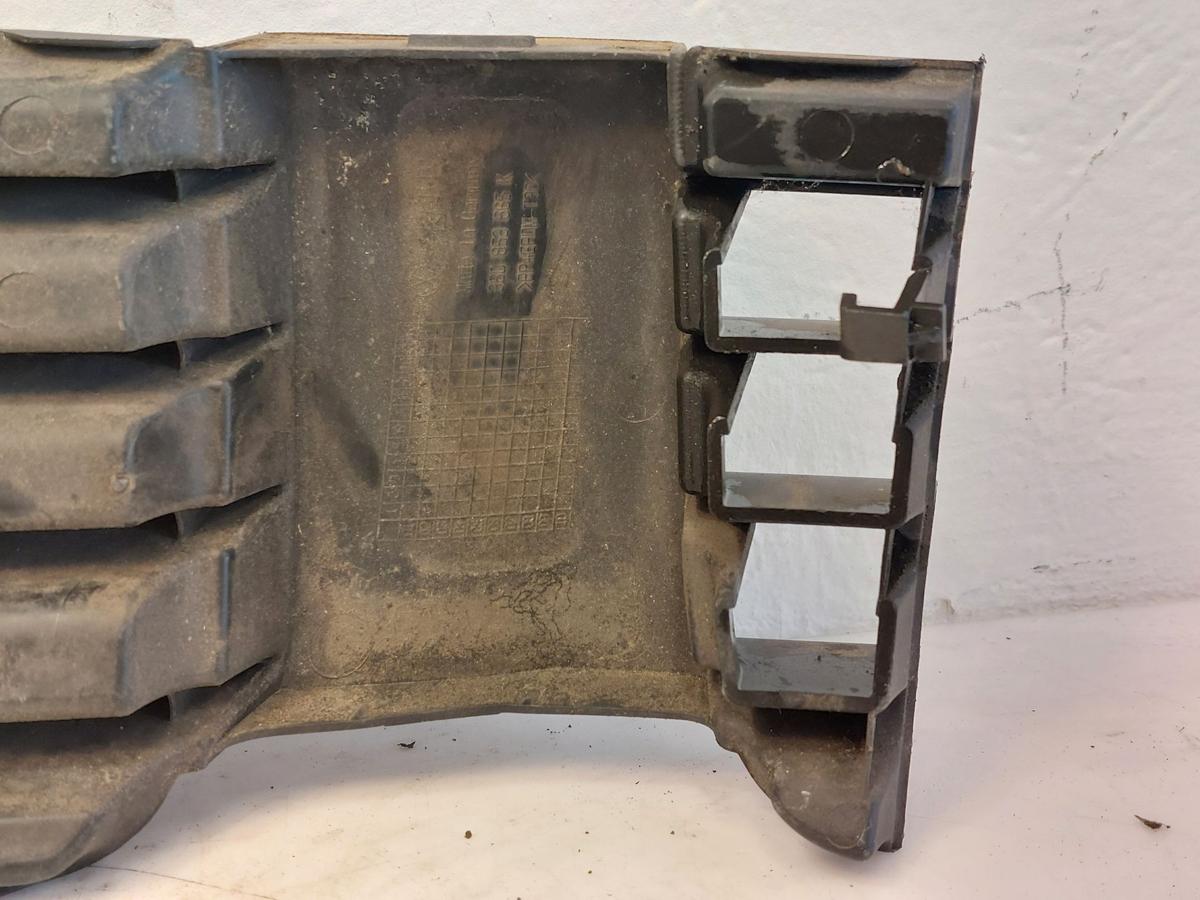 VW Passat 3BG B5 Lüftungsgitter Gitter Abdeckung Stossfänger vorn links für NSW