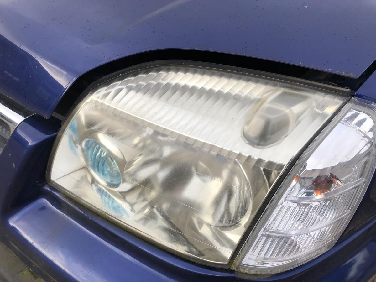 Nissan X-Trail T30 Scheinwerfer links Lampe Trübung Hauptscheinwerfer