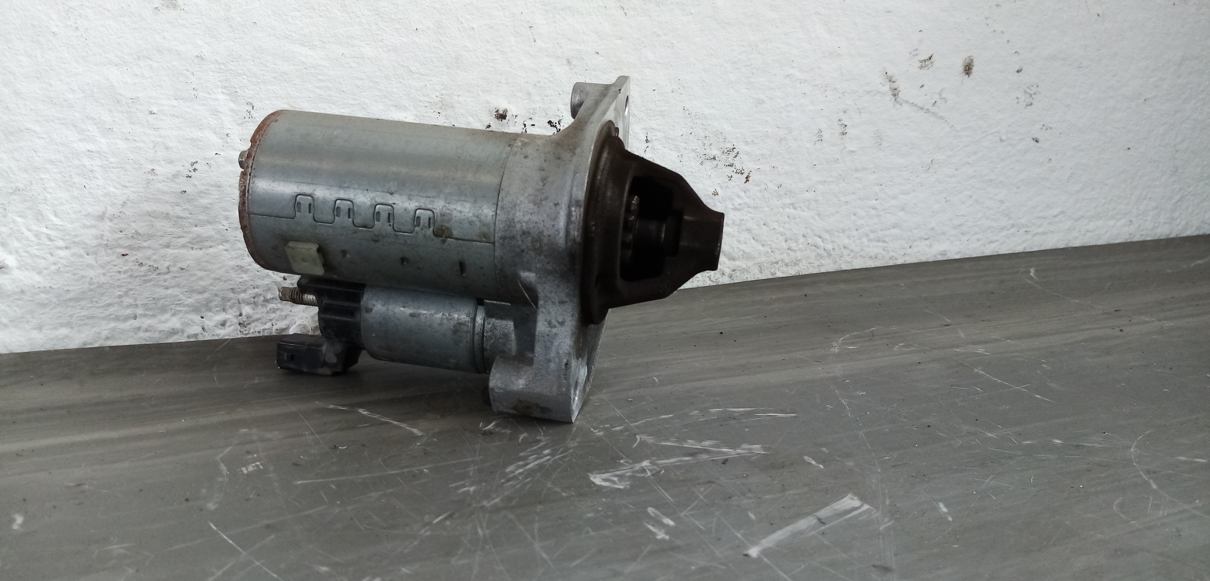 Citroen C3 Anlasser Starter 5 Gang Denso 4280008331 9671530880 Bj 13