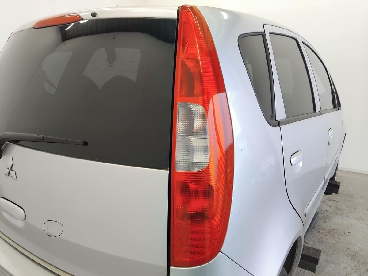Mitsubishi Colt Z30 original Rückleuchte Heckleuchte rechts 5-türig BJ2007
