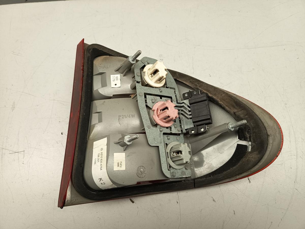 Mercedes E-Klasse Kombi S210 original R&uuml;ckleuchte links aussen Baujahr 1998