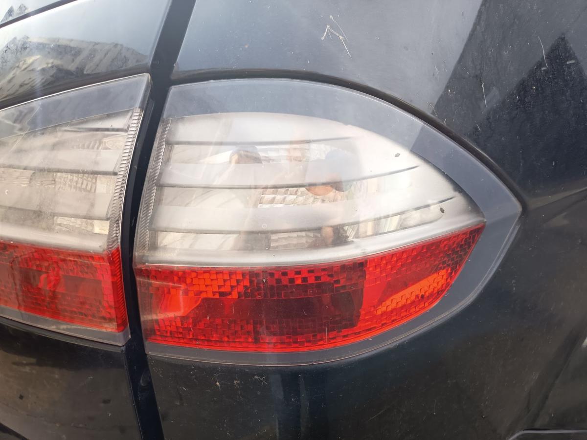 Ford S-Max Mk1 original R&uuml;cklicht rechts aussen Heckschlusslicht Bj 2006