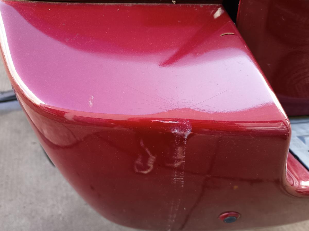 Kia Carnival III original Sto&szlig;stange hinten PDC R9 Rubinrot Bj 2006