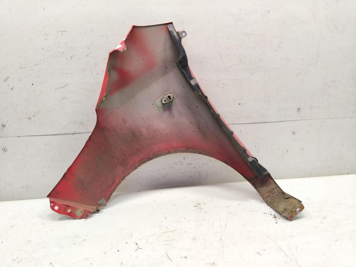 Hyundai i10 PA original Kotfl&uuml;gel vorn rechts ELECTRIC RED BJ2009