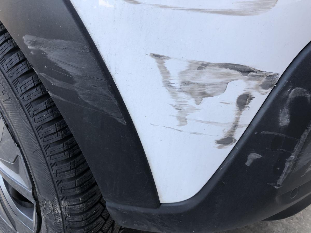 Citroen C3 III SX ab17 Stoßfänger hinten Heckschürze PDC Beschädigt EWP weiss