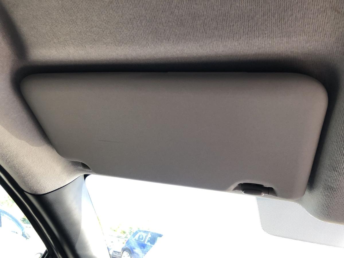 Nissan Micra K14 Sonnenblende vorn links Fahrerseite mit Spiegel