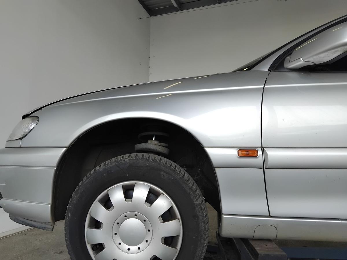 Opel Omega B original Kotfl&uuml;gel vorn links Z147 Starsilber II Facelift BJ1999