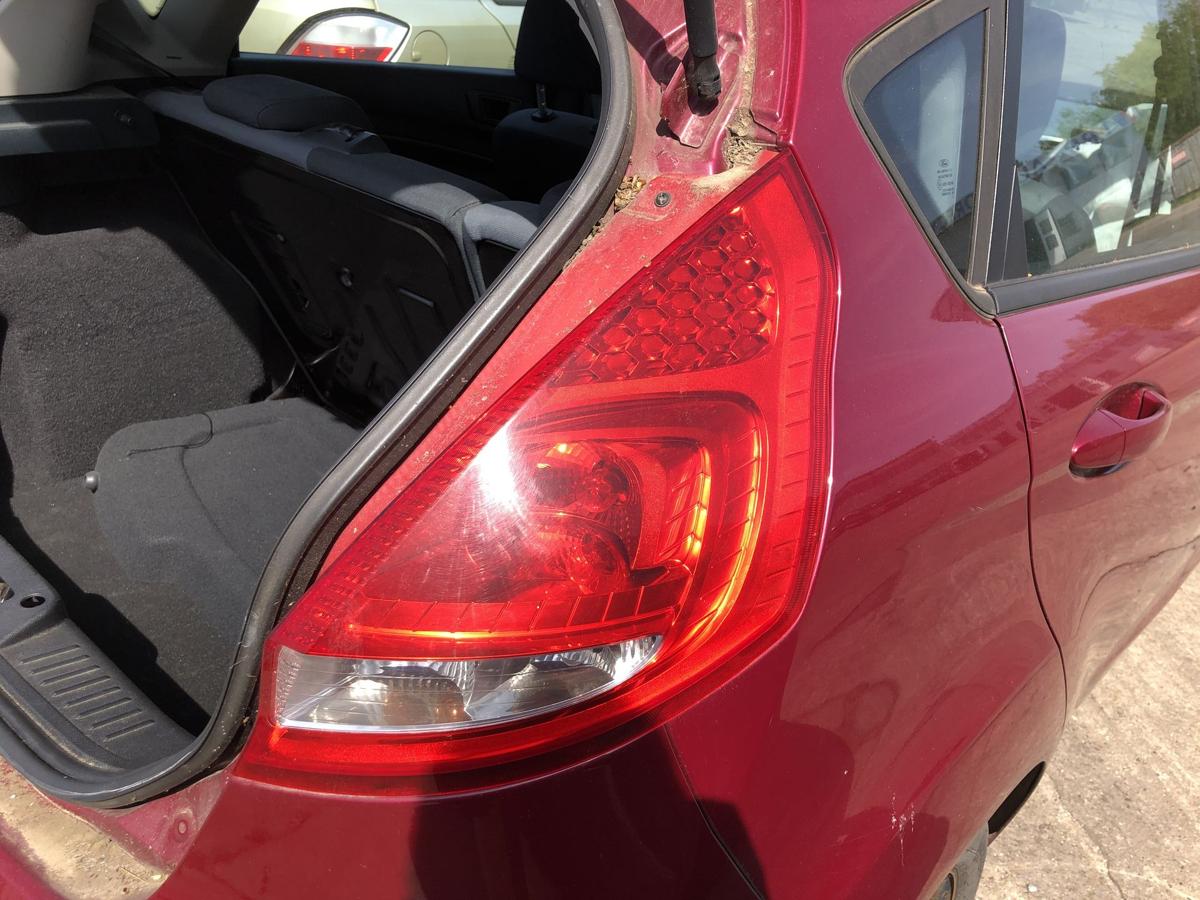 Ford Fiesta JA8 Rückleuchte rechts Rücklicht Heckleuchte für 5 türer bis 2012