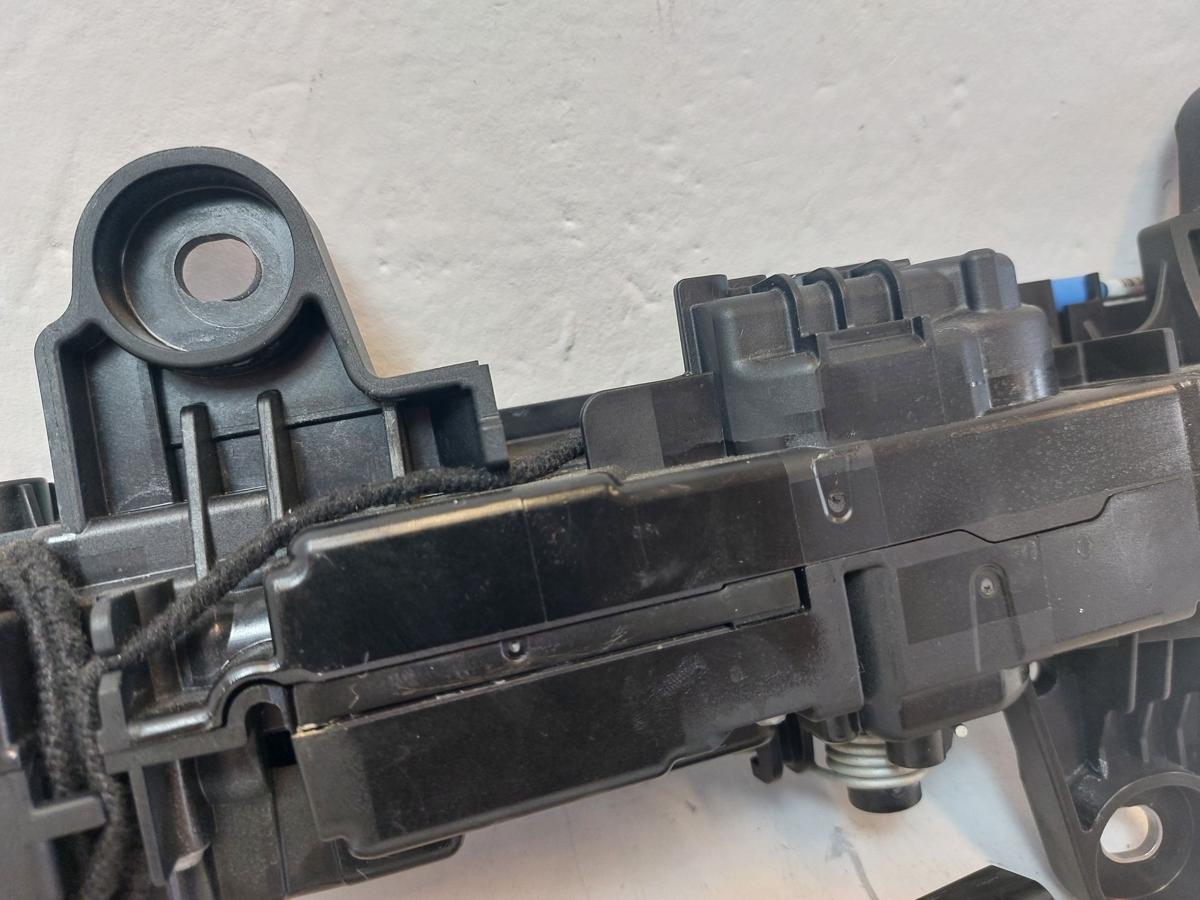 NIO ET7 Elektro Türgriff hinten rechts Außengriff Tür ausfahrbar beleuchtet