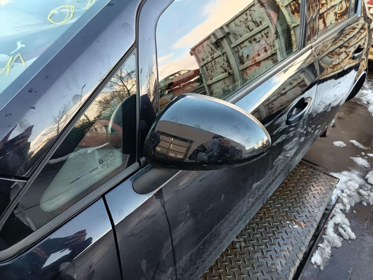 Opel Corsa D original Aussenspiegel links elektrisch Z20R Saphirschwarz Bj 2009