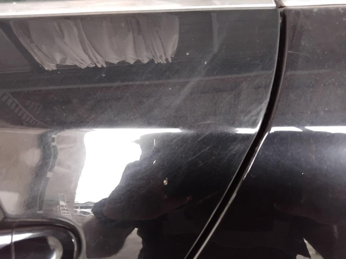 VW Golf 5 Variant und Golf 6 Variant T&uuml;r hinten links LC9X Deep Black