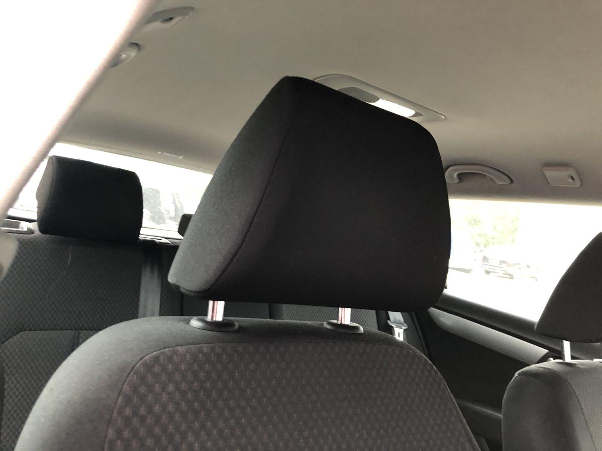 VW Passat 3C B7 Variant Sitz vorn rechts Beifahrersitz Stoff Heizung Autositz