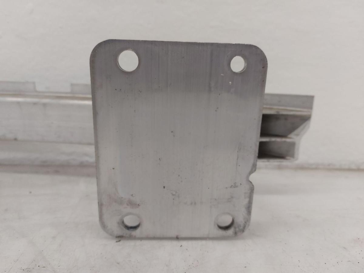 NIO EL6 Elektro SUV Tr&auml;ger Sto&szlig;f&auml;nger hinten Pralltr&auml;ger Sto&szlig;f&auml;ngertr&auml;ger Alu