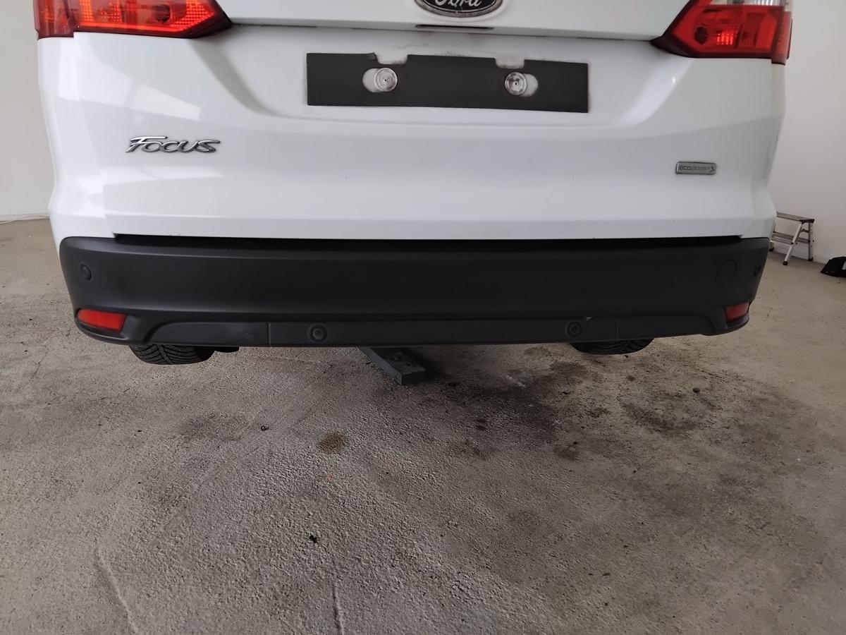 Ford Focus 3 DYB Turnier original Sto&szlig;f&auml;nger Sto&szlig;stange hinten frostweiss BJ2013