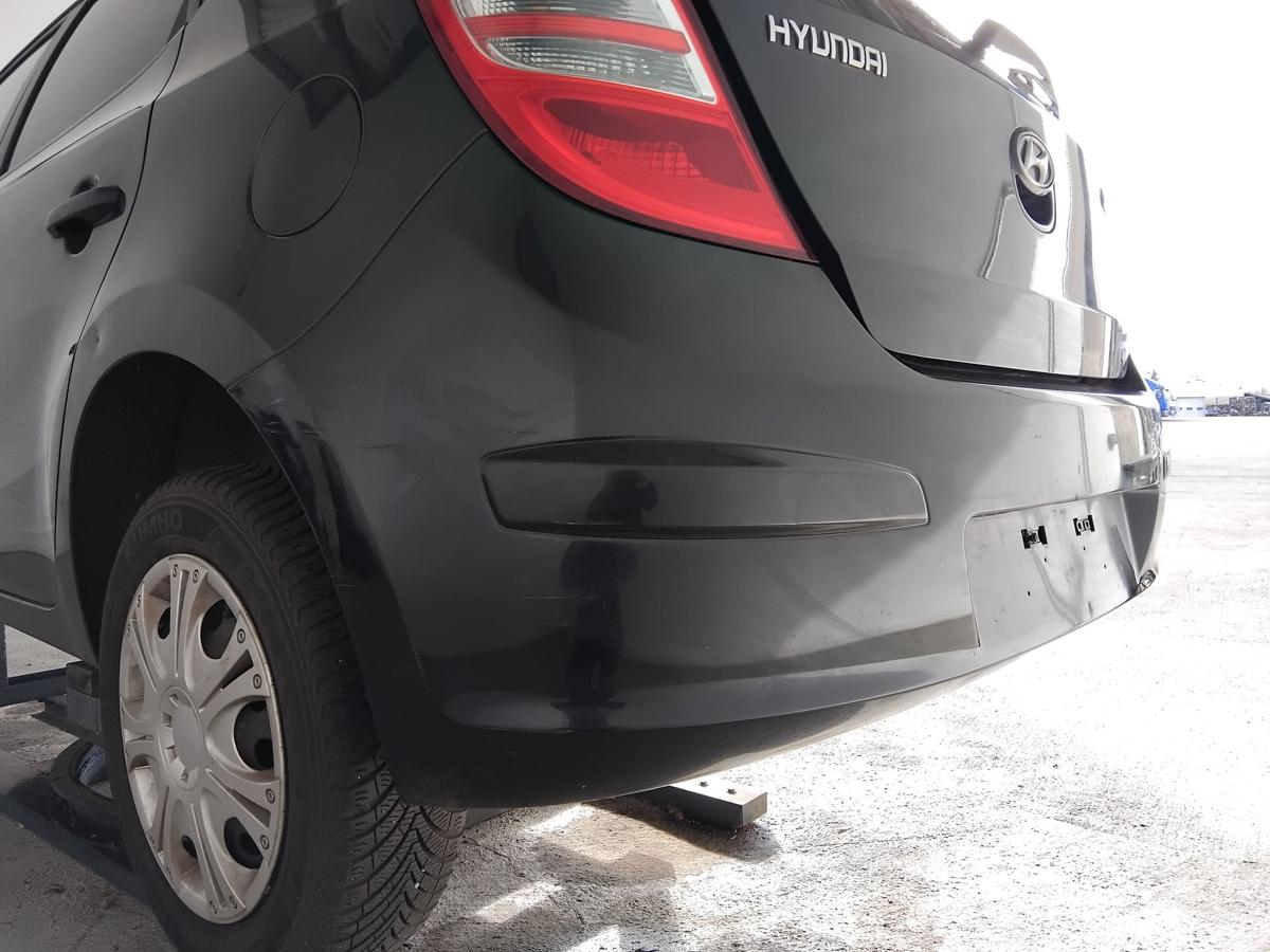 Hyundai i30 FD orig Sto&szlig;stange Stossf&auml;nger hinten Flie&szlig;heck BJ2008 9F Stone Black