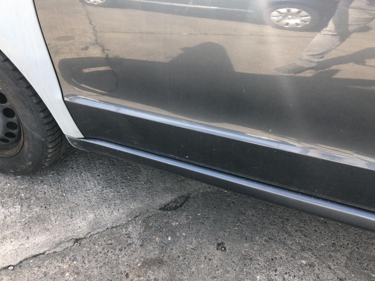 Skoda Superb 2 Typ 3T T&uuml;r vorn links Fahrert&uuml;r im Rohbau LF8J Anthrazitgrau