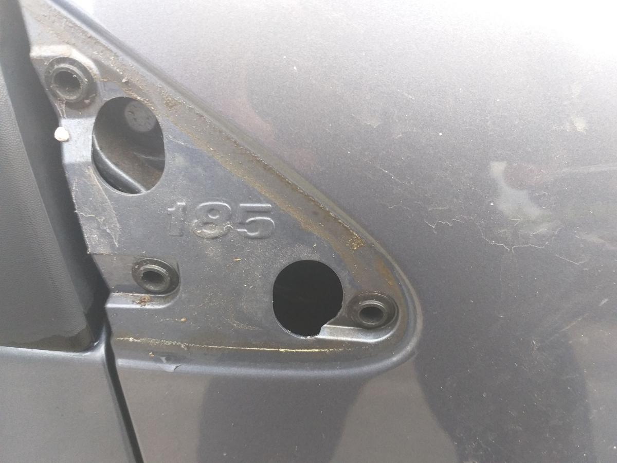 Renault Clio 3 Grandtour original kotfl&uuml;gel vorn rechts TEJ47 Bleu gris Bj.2009