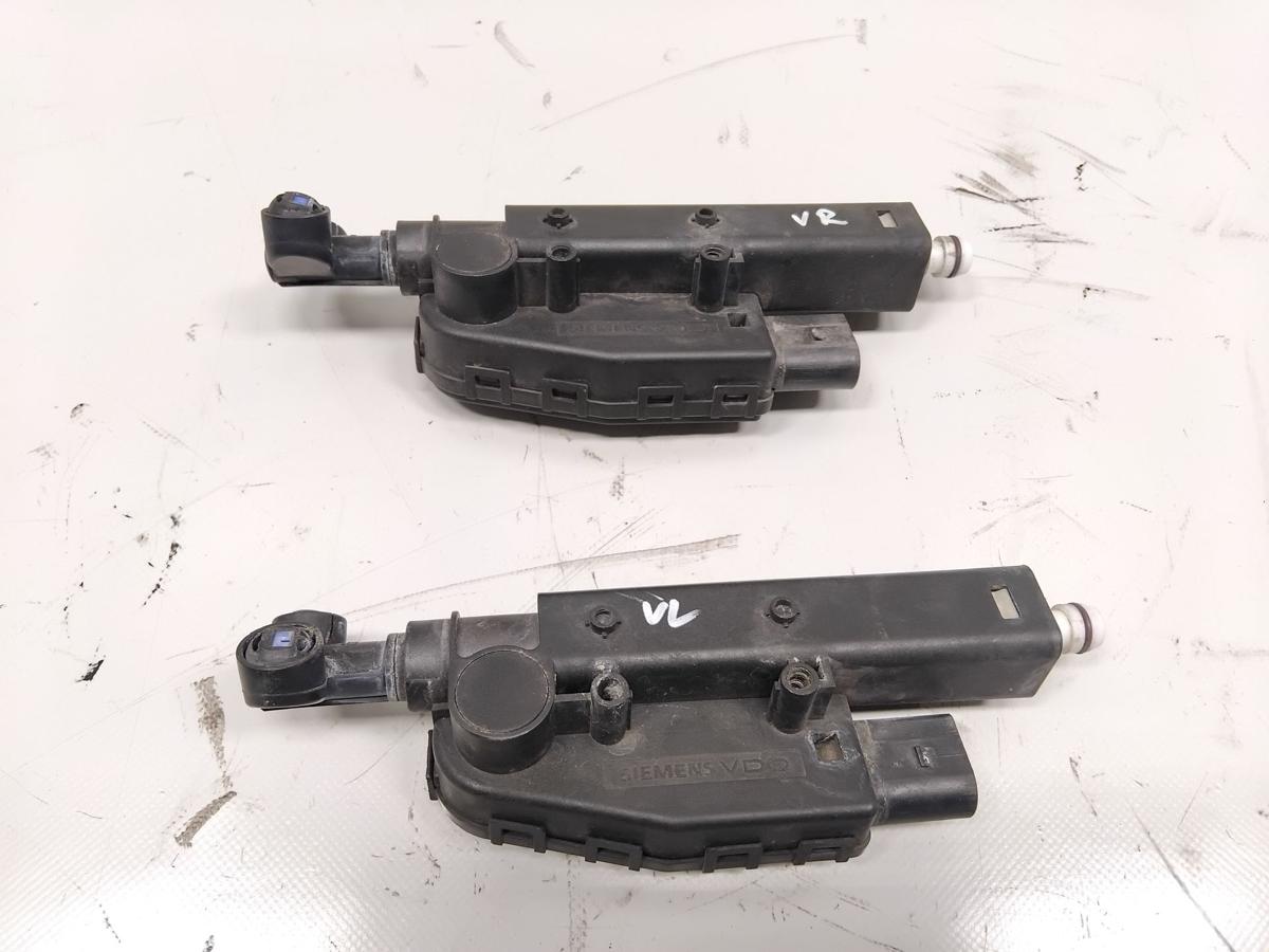 VW Phaeton GP1 orig Satz Hubzylinder mit D&uuml;sen Scheinwerferreinigungsanlage BJ07