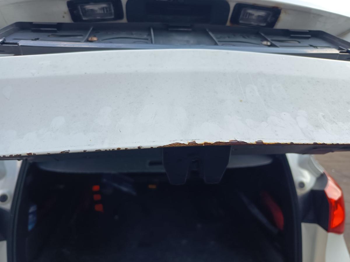 Opel Astra J Sports Tourer original Heckklappe mit Scheibe Roh Z40R Schneewei&szlig;