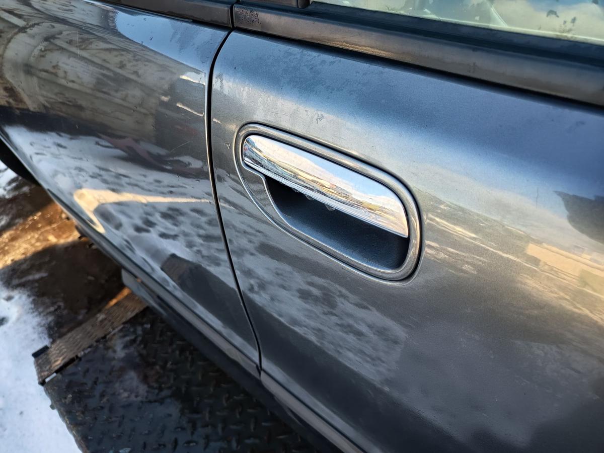 Volvo V40 original T&uuml;rgriff aussen vorn rechts Beifahrer Chrom Bj 2001