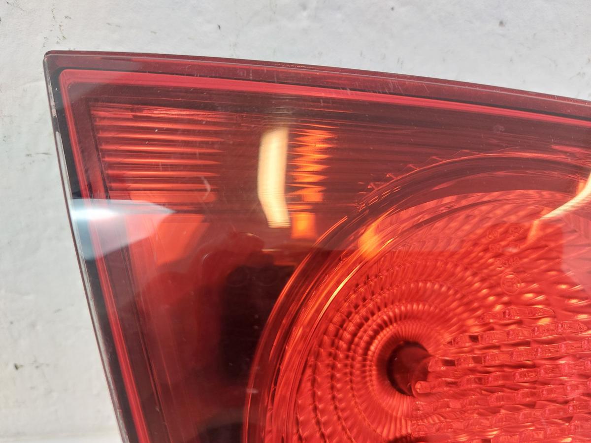 VW Golf 6 VI GTI Rückleuchte innen links Rücklicht Kirschrot Heckleuchte OEM