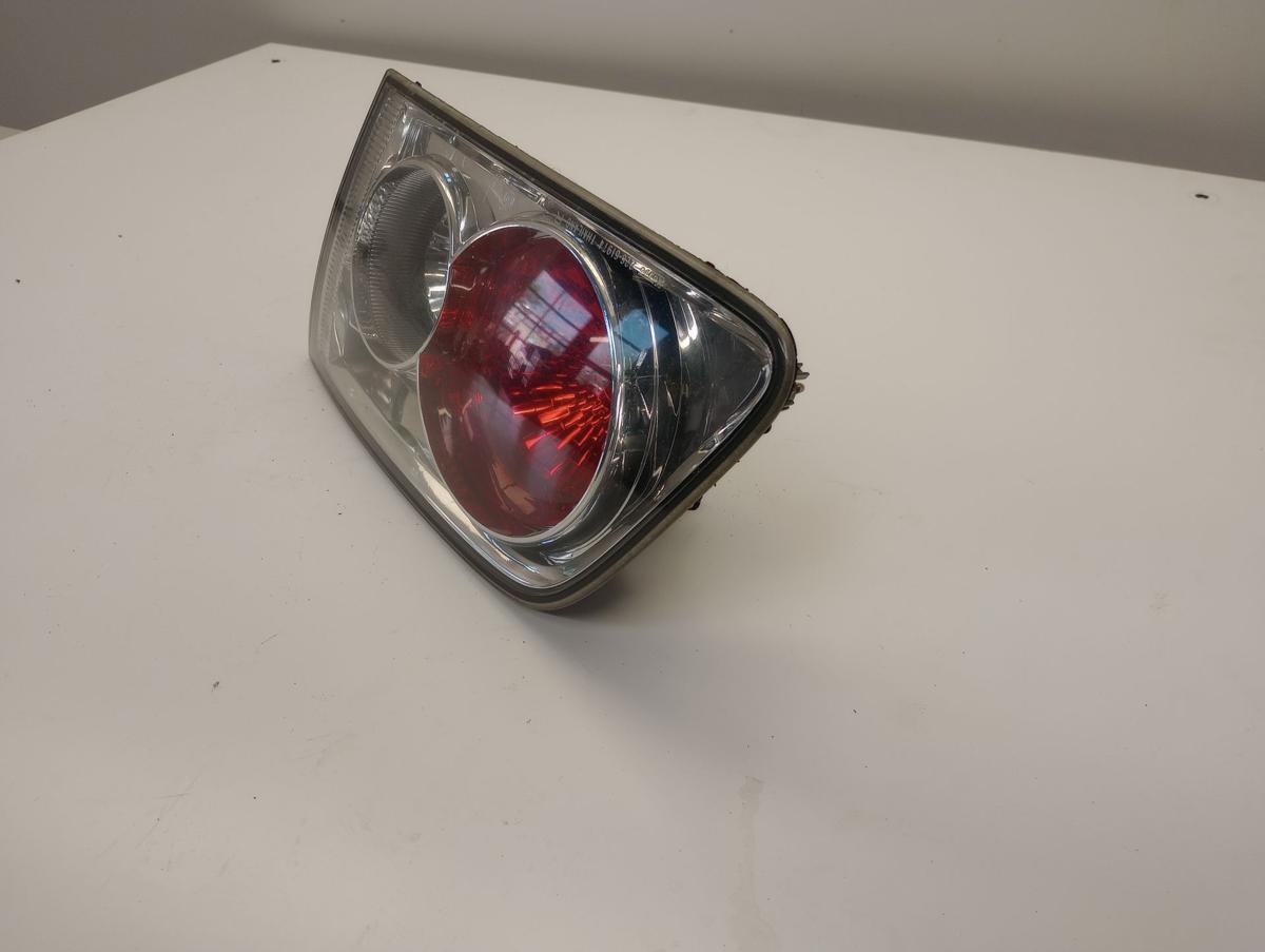 Mazda 6 GY Kombi Bj 2003 orig Rückleuchte/ Rücklicht innen rechts bis 2005